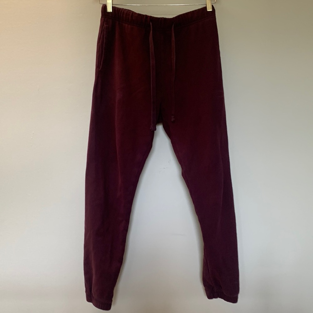 AE ICONIC COTTON JOGGER American eagle men size small sweatpants color maroon